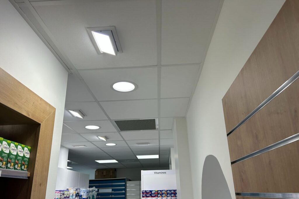 éclairage pharmacie la Bridoire