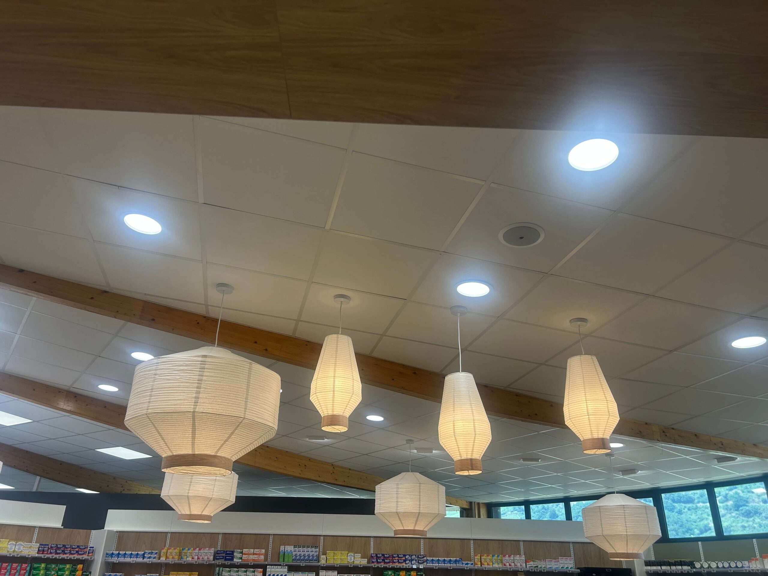 Éclairage luminaires - Pharmacie du Parc de Champagne